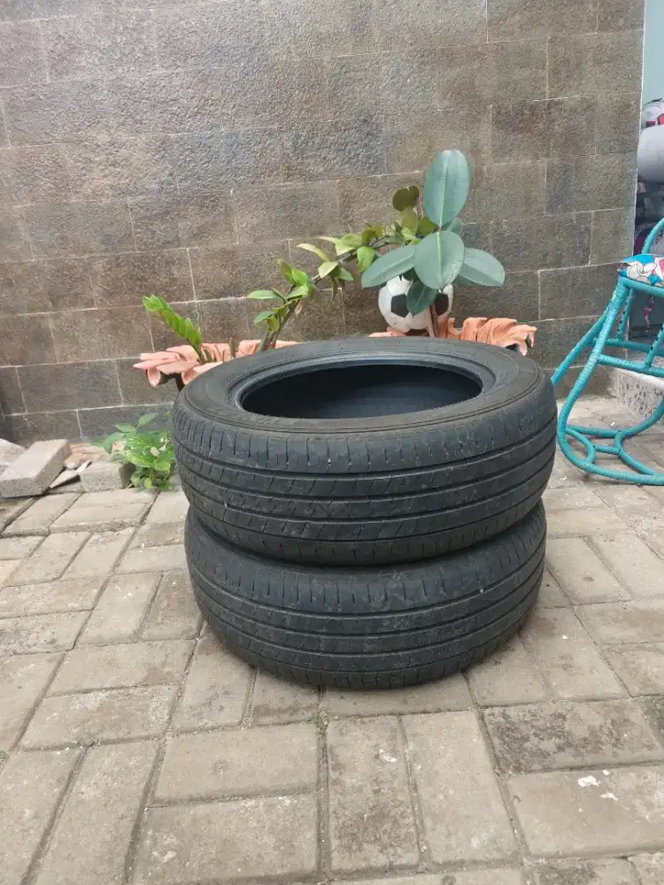 Ban Dunlop LM705 195/60 R16 - 2023