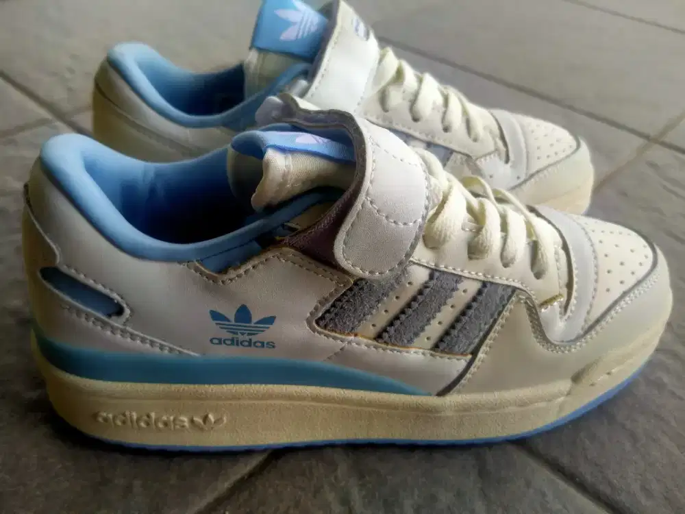 Adidas Forum Low sz 36,5