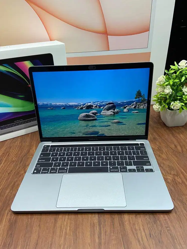 Macbook Pro 13-inch Touch Bar M1 / 8GB / 512GB 2020 Muluss