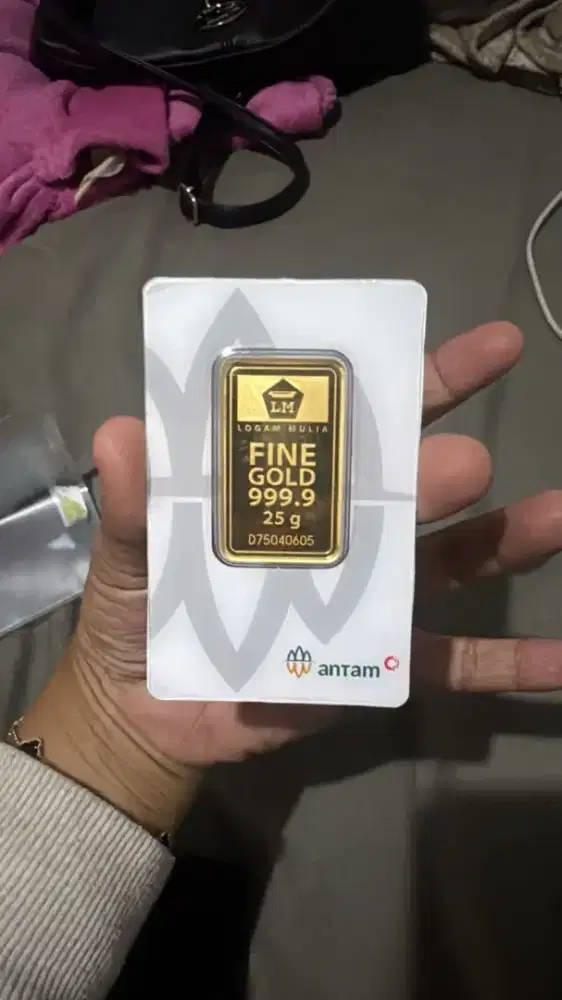 Emas antam 25 gram 2025