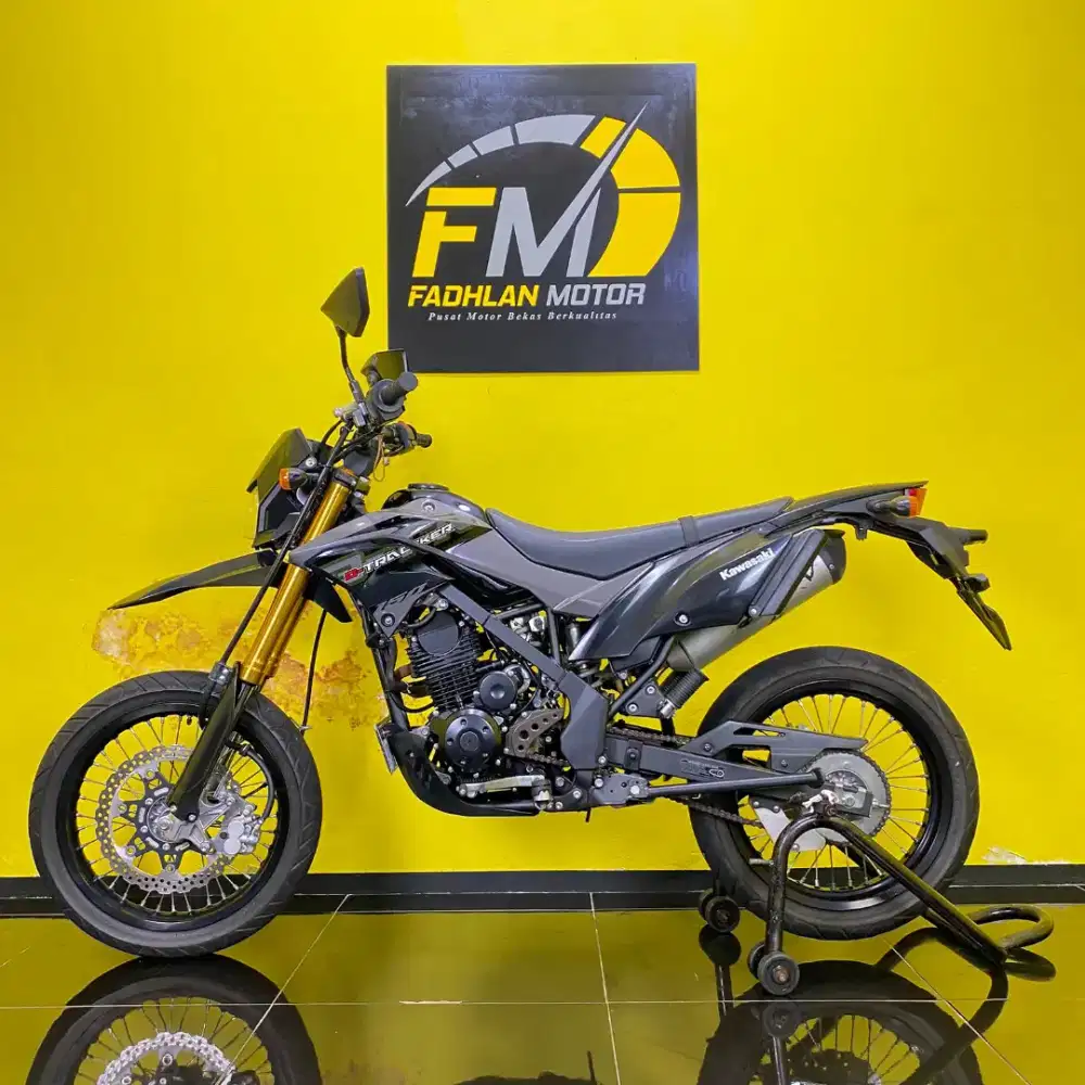Kawasaki D-Tracker 150 2022 km low joss istimewa