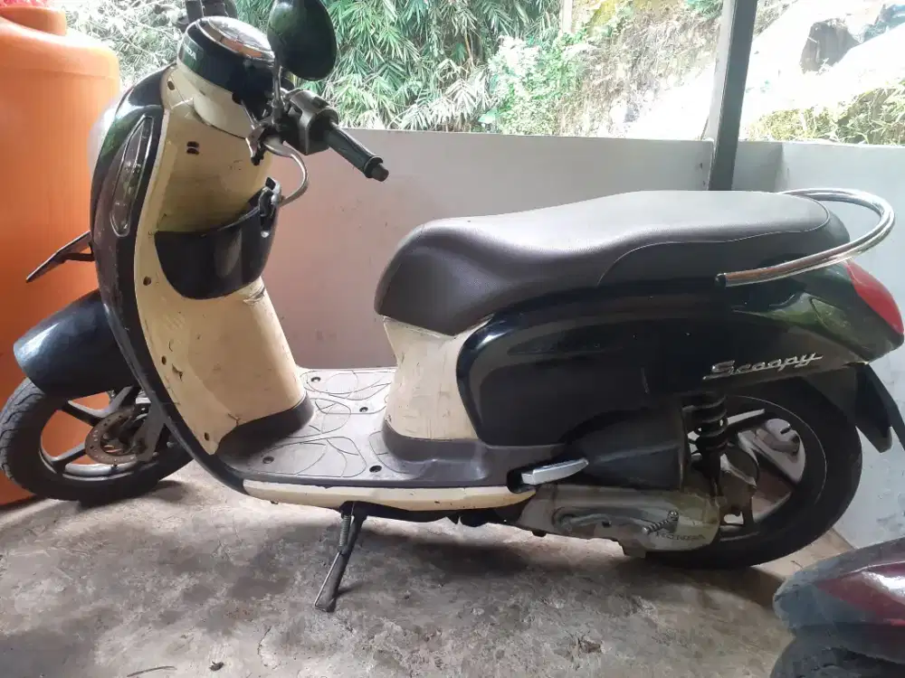Jual Honda scoopy thn 2013