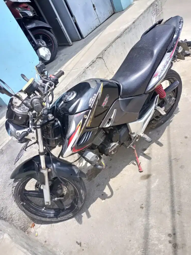 honda tiger revo tahun 2008 monggo