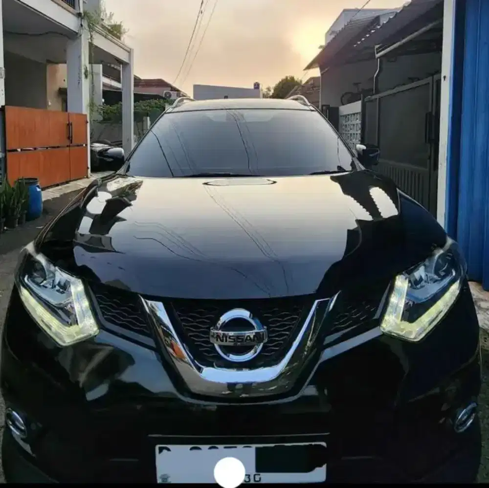 CASH Xtrail 2.5 Low Km record Nissan muluss