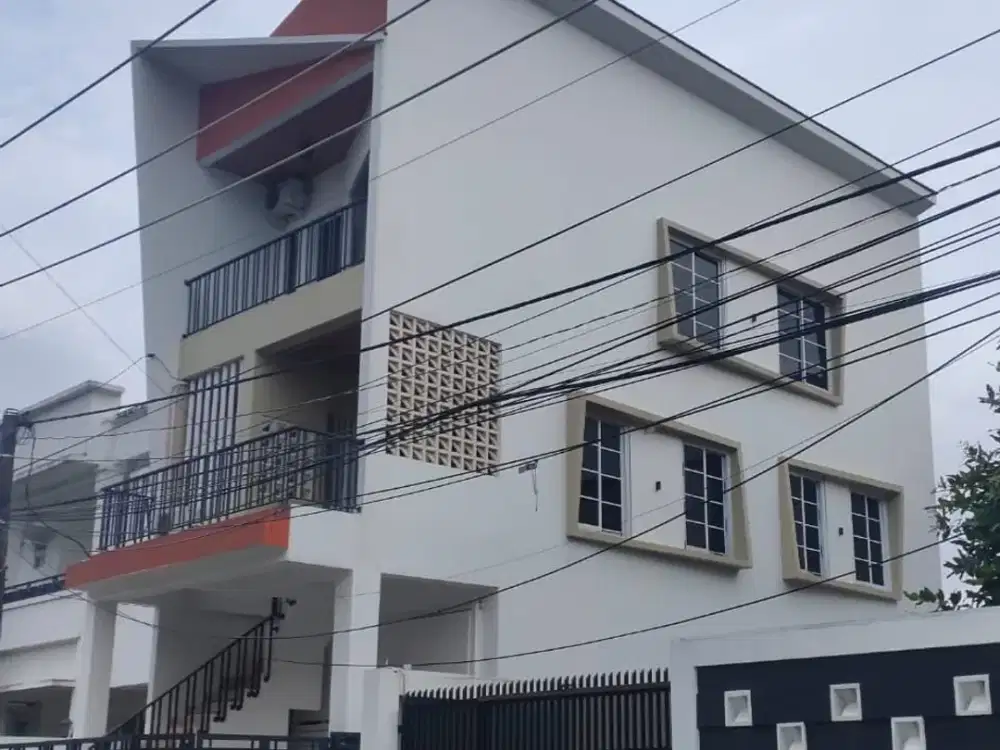 Dijual Roko 3lt Lokasi Strategis!!! Deket Lippo Karawaci Mall di Karawaci Kota Tangerang