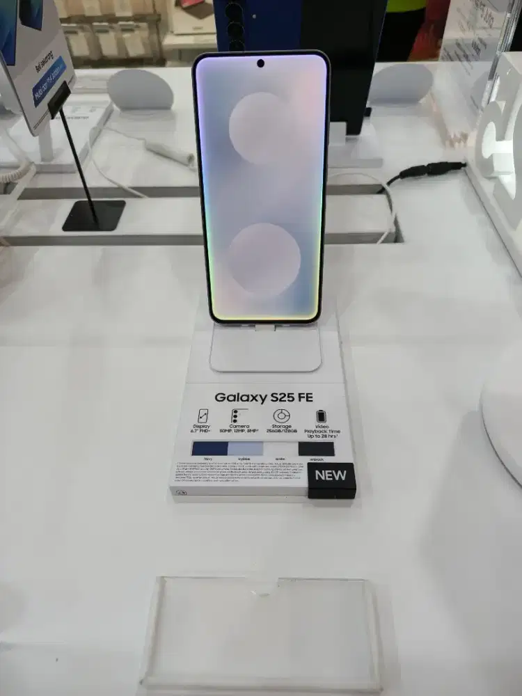 SAMSUNG S25 FE 8/256 GB