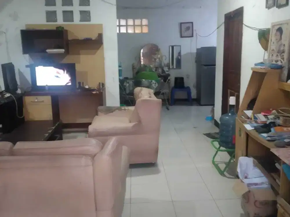 Rumah 2,5 lantai siap huni, Taman Kopo Indah
