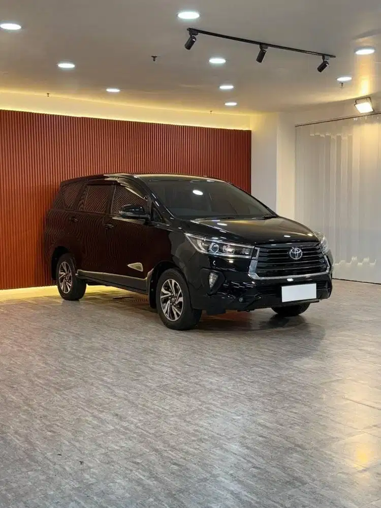 Toyota Innova Reborn V Diesel 2.4 AT Tahun 2022