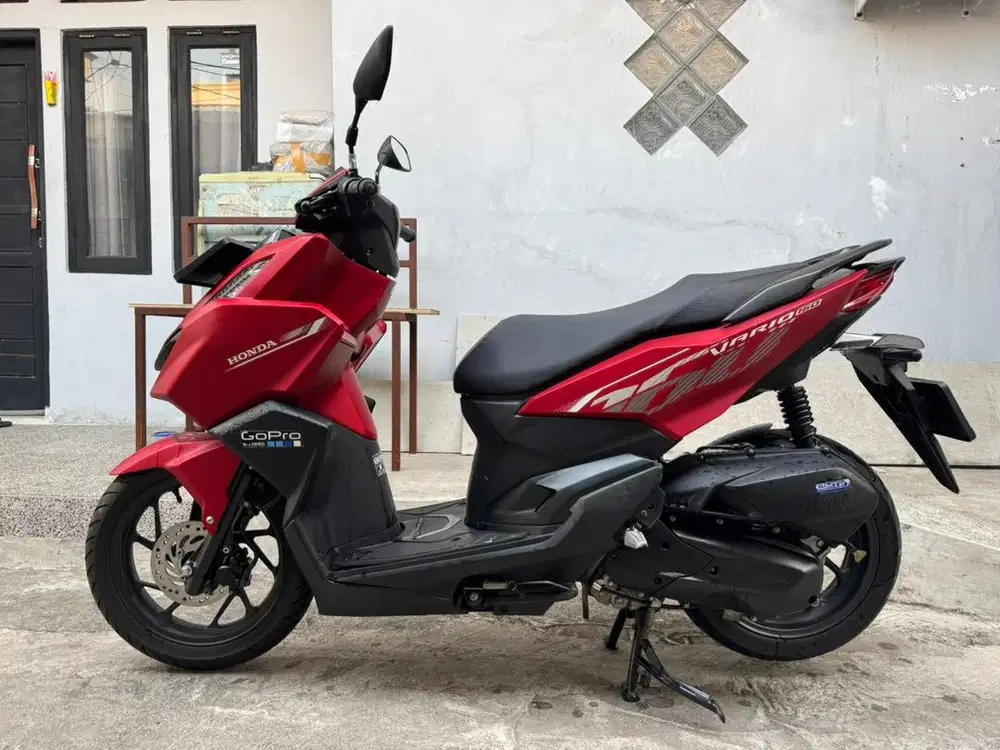 Honda Vario 160 keyles pajak panjang mesin halus jozz siap gas gan.