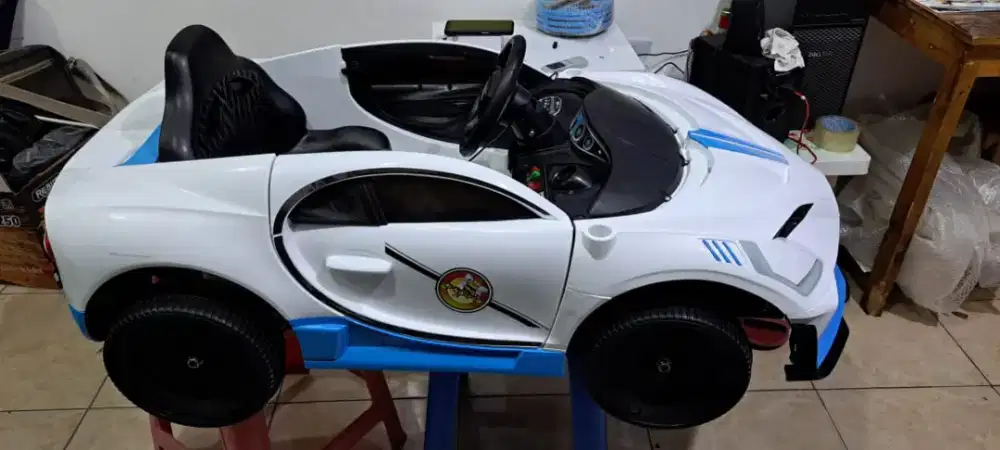 Mobil aki bugati