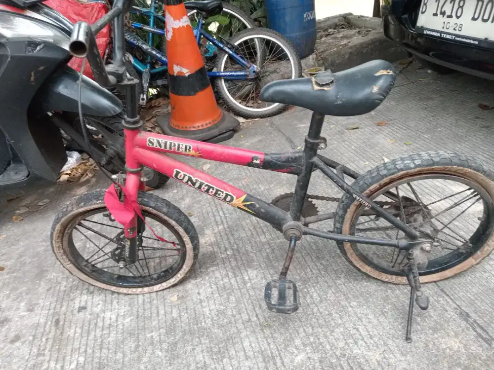 Sepeda BMX united size 16
