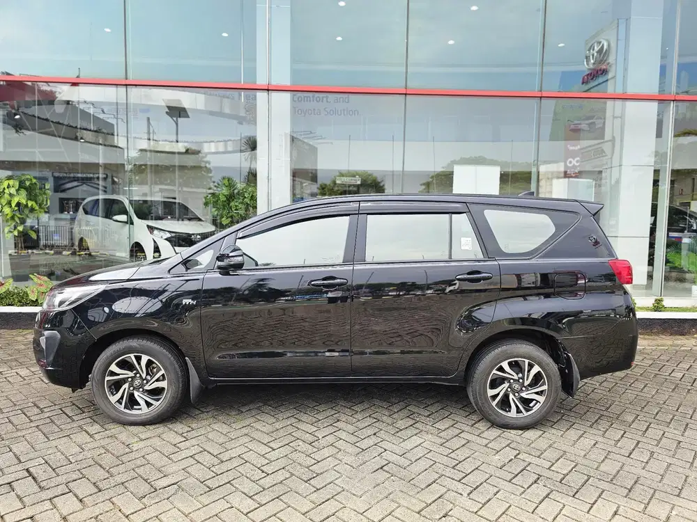 Toyota Kijang Innova 2021 Bensin