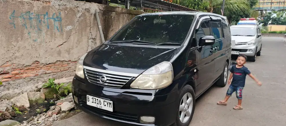 Nissan Serena 2006 Bensin