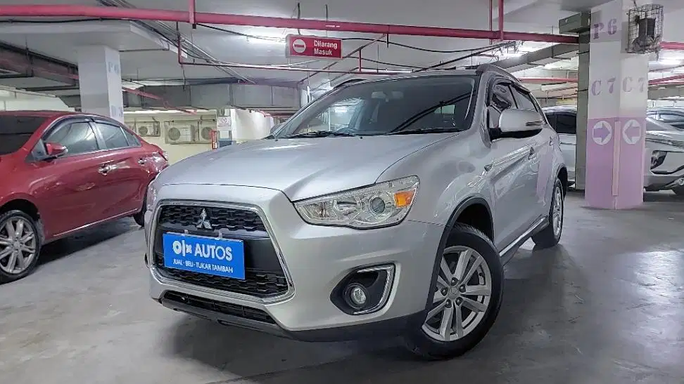 Pajak Panjang Mitsubishi Outlander Sport  2.0 GLS Bensin-AT 2016 Abu