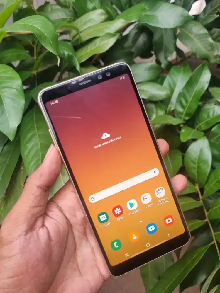 Samsung A8 plus 6/64gb