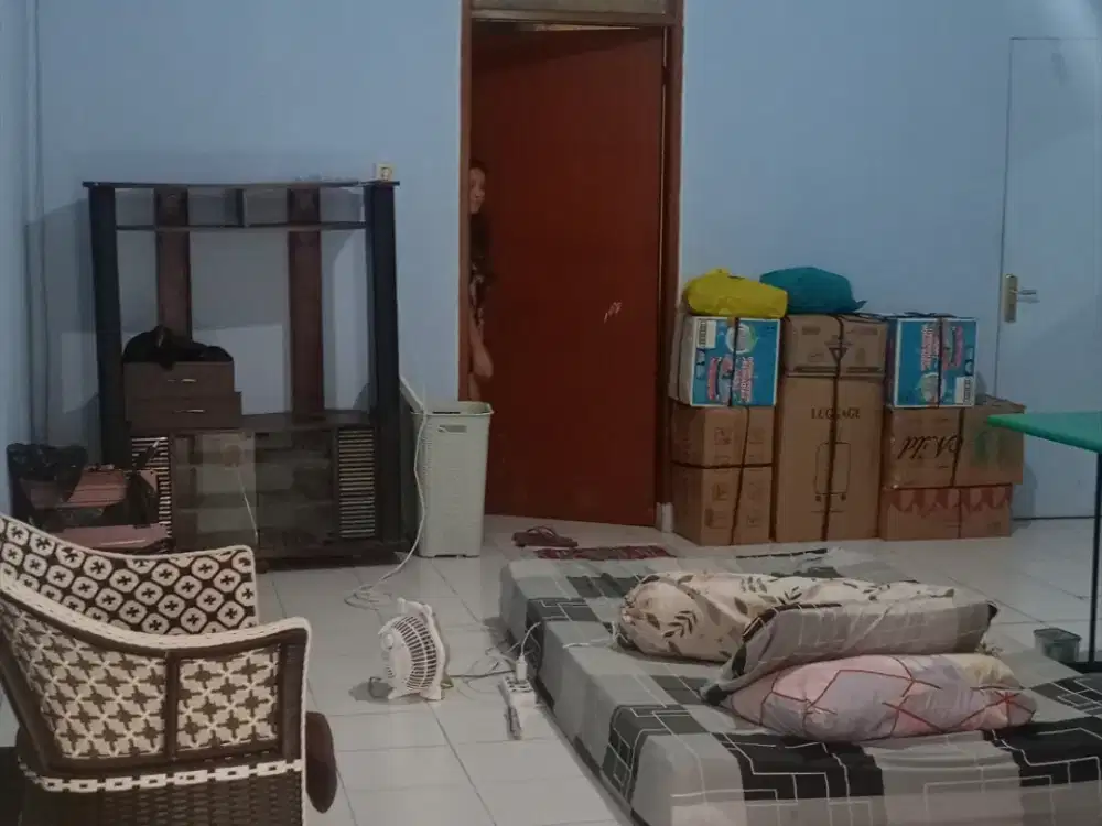 Ruko Strategis 2 lantai area bisnis ramai, Tanan Kopo Indah
