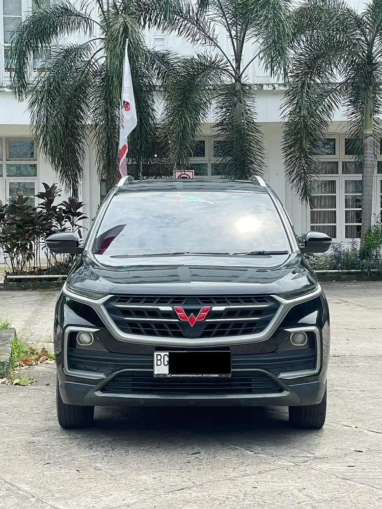 Wuling Almaz 1.5 Turbo Smart CVT 2022 / 2023