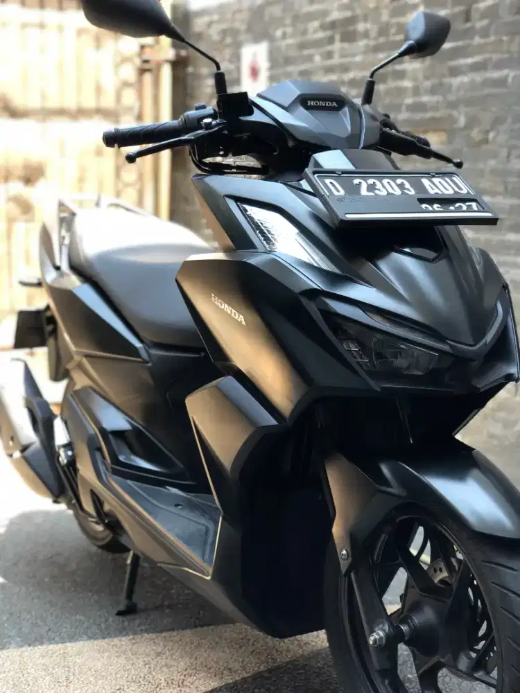 Vario 160 2022 like new low km