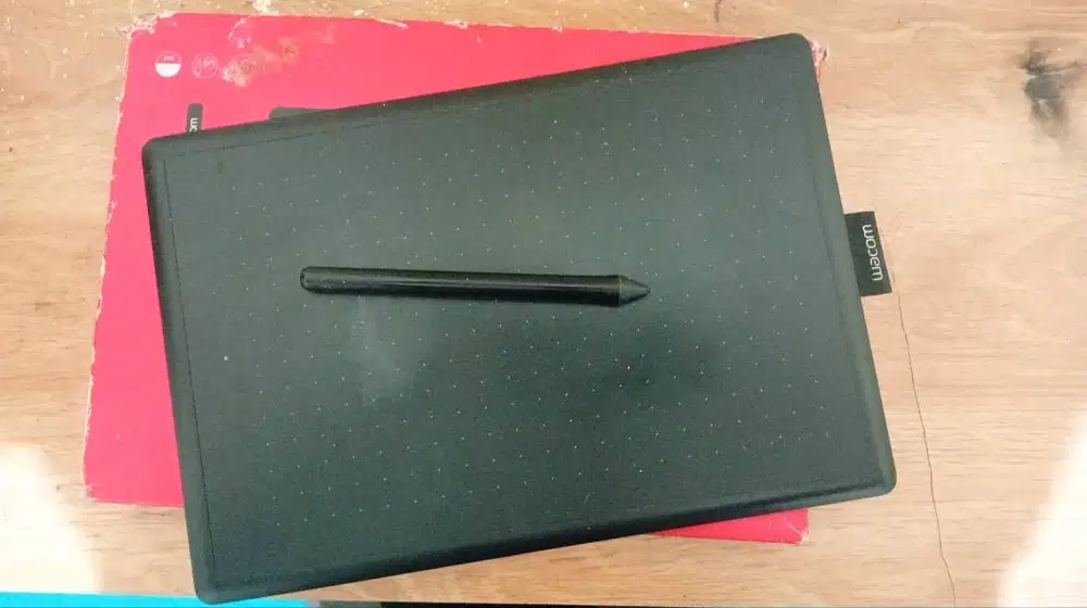 Wacom One medium CTL-672 pen tablet wacom