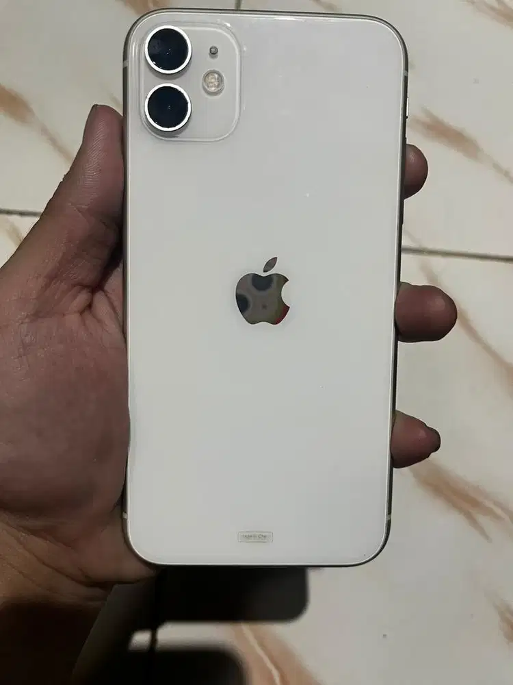 Handphone 11 ibox
