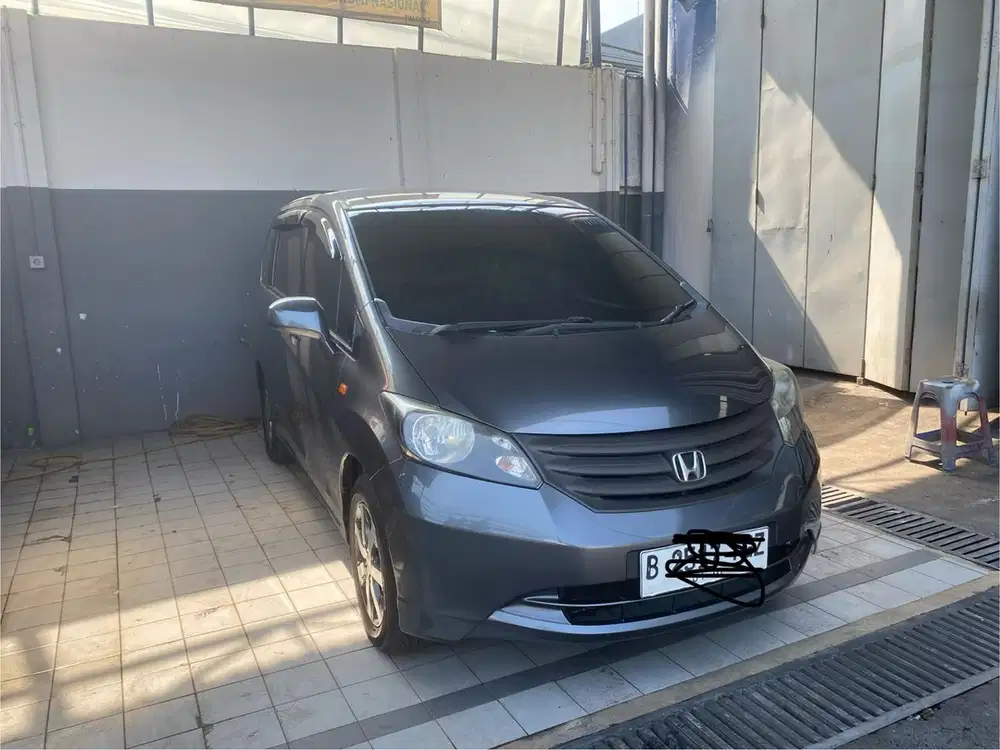 Honda Freed 2011 Bensin