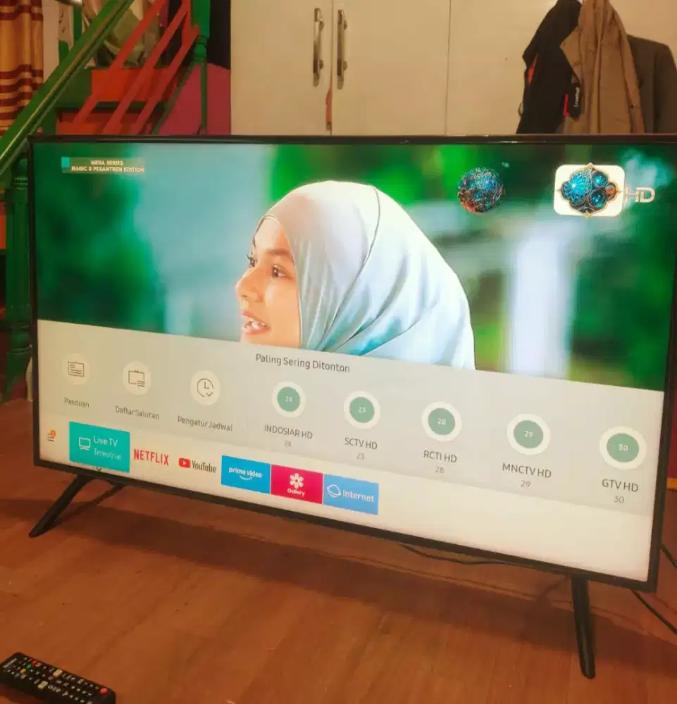 Samsung 55 inc Smart UHD 4K Support youTobe Goegle Netflik (No-Minus)