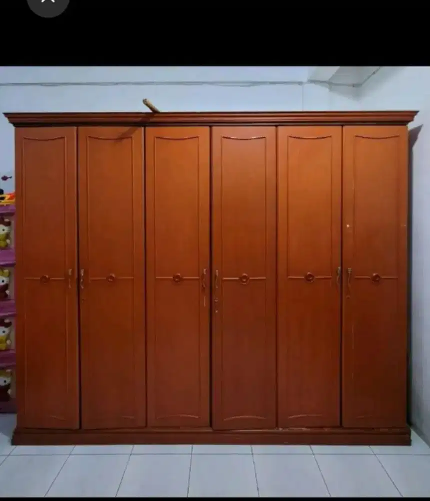Sale Lemari Jumbo 6 Pintu Good Cindition (Real Picture)