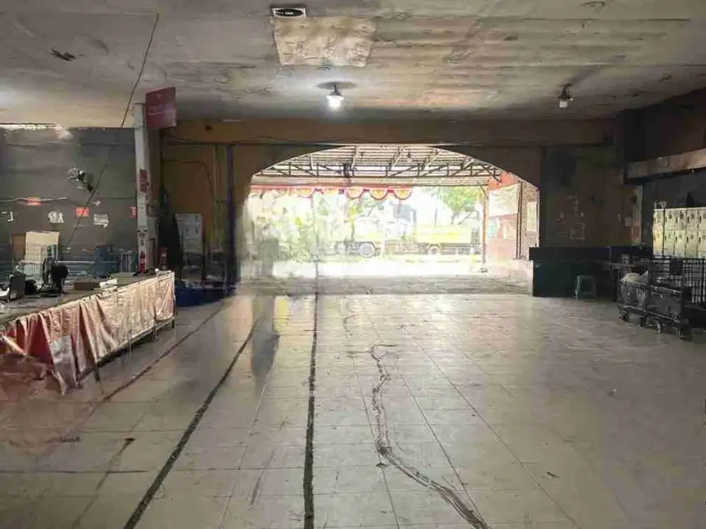 Disewakan Gudang di Sentra Niaga Boulevard Hijau 1½ lantai  
Harapan Indah 
Bekasi