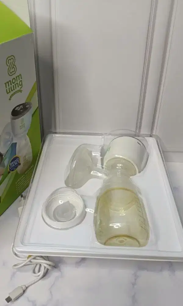 Mum uung pompa asi