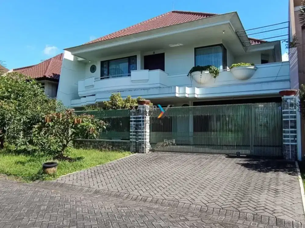 Dijual Rumah Mewah Terawat di Araya Boulevard, Blimbing Malang