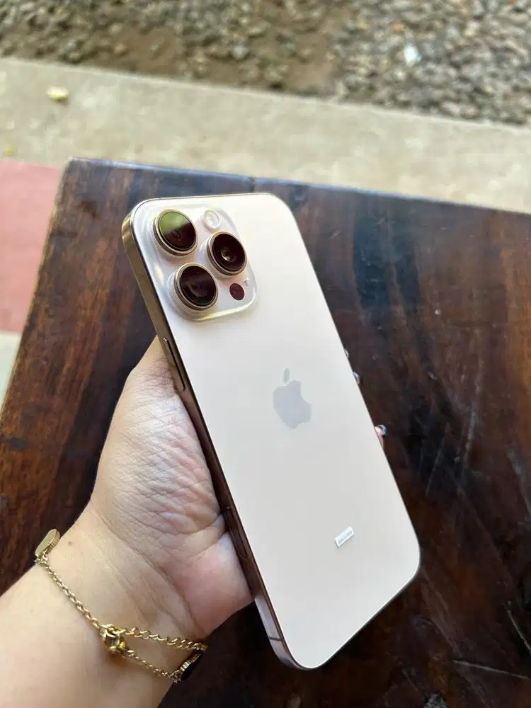 JUAL IPHONE 16 PRO MAX 256 Gb Mulus