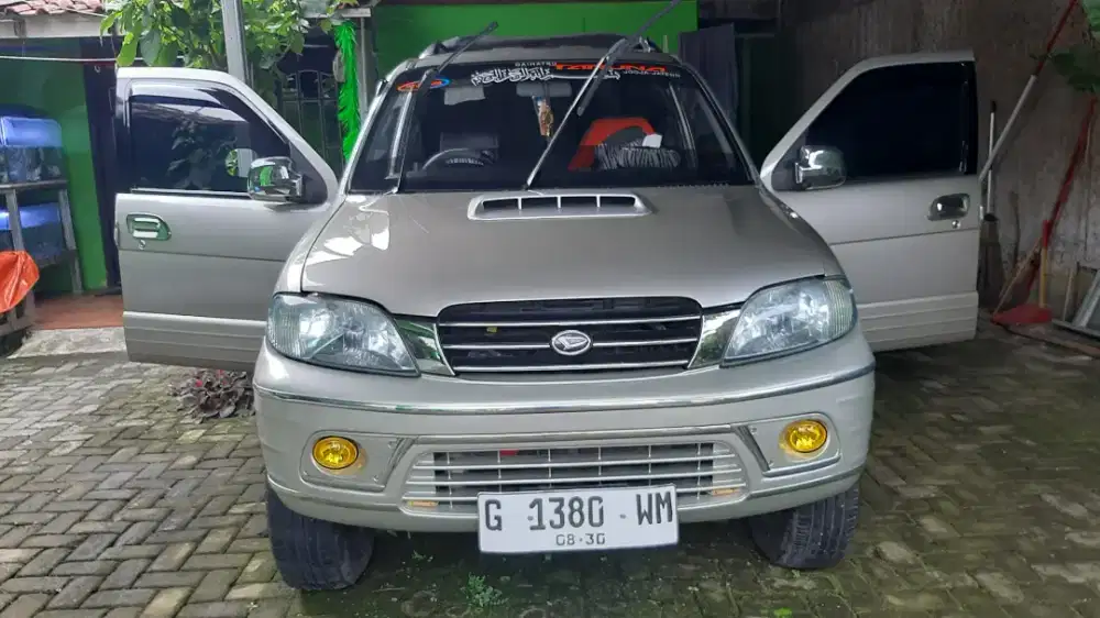 Daihatsu Taruna FGZ 2001,EFI 1600 cc