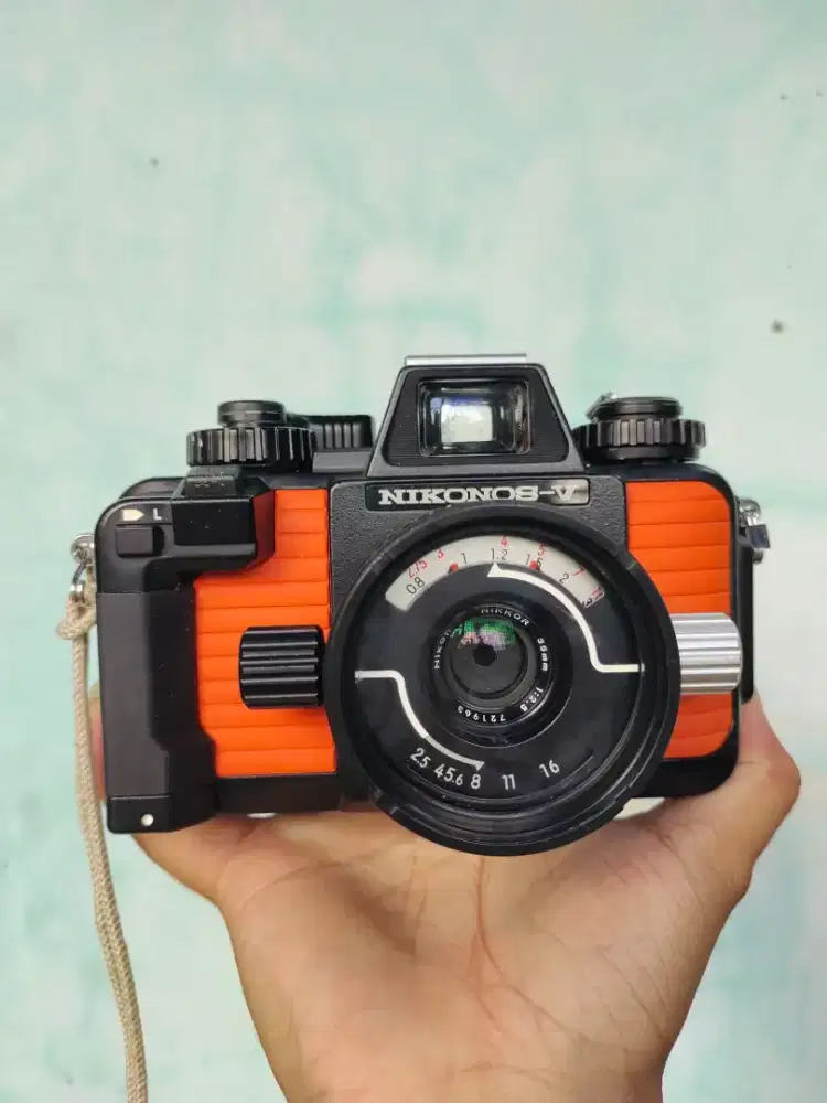 Kamera Nikonos V