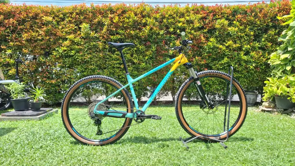 Sepeda MTB Polygon Xtrada / Strada 7