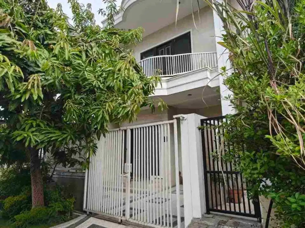 VILLA VALENCIA 2 Lantai ‼️ Rumah One Gate System Dekat Pakuwon Mall Surabaya Barat