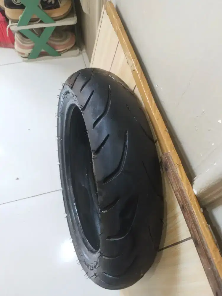 Ban nmax depan 110/70 ring 13