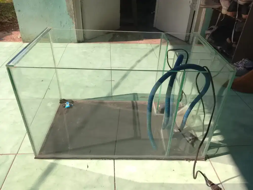 Jual set akuarium + filter air (gelembung)