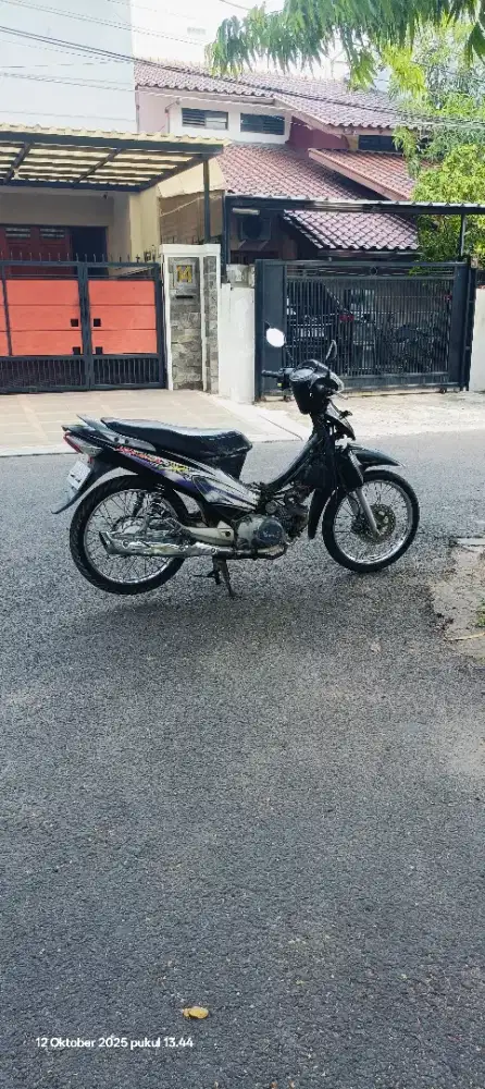 Motor Honda Karisma