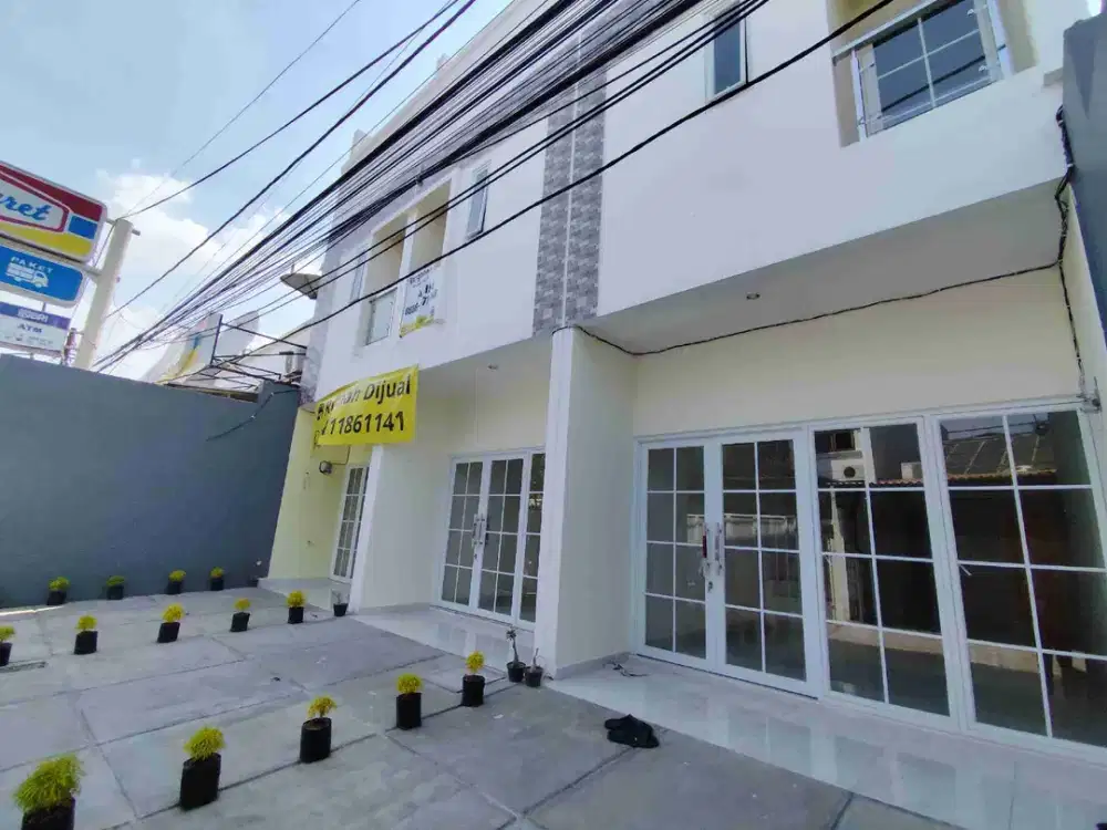 Di jual ruko baru siap huni di jalan lapangan bola jakbar