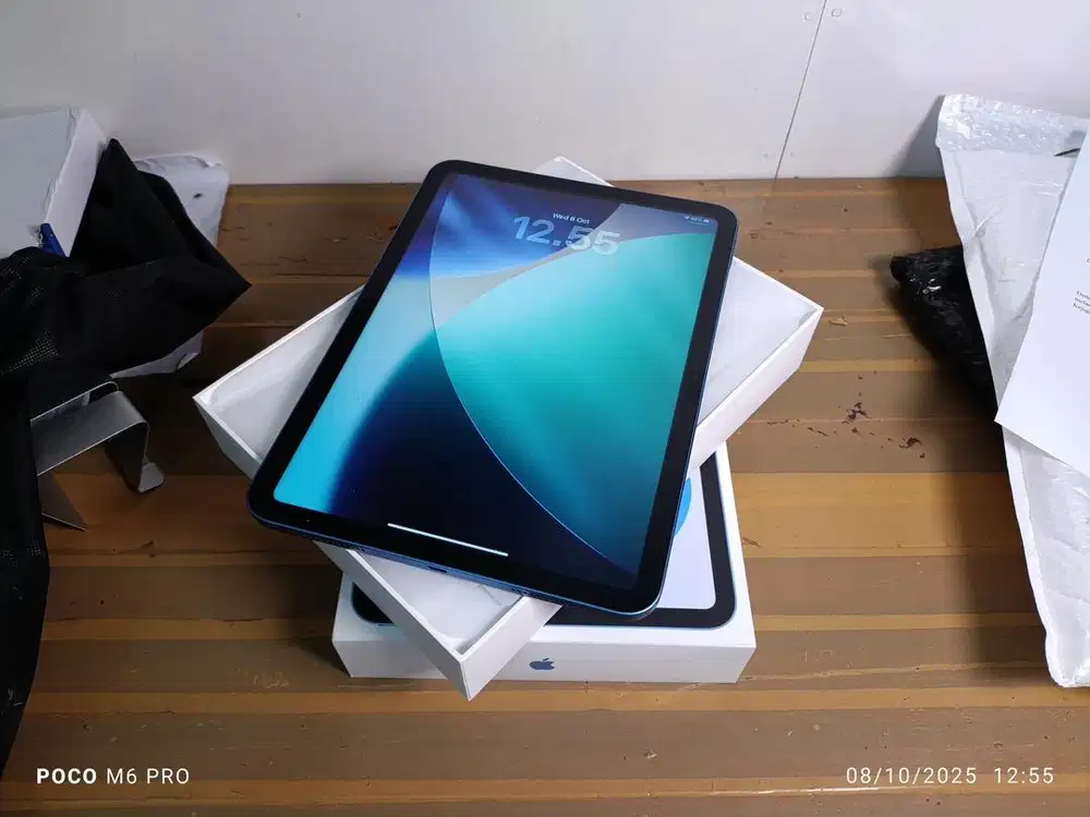 [READY] iPAd gen 11 128gb Wifi + Magic Keyboard Goojodoq + Stylus pen