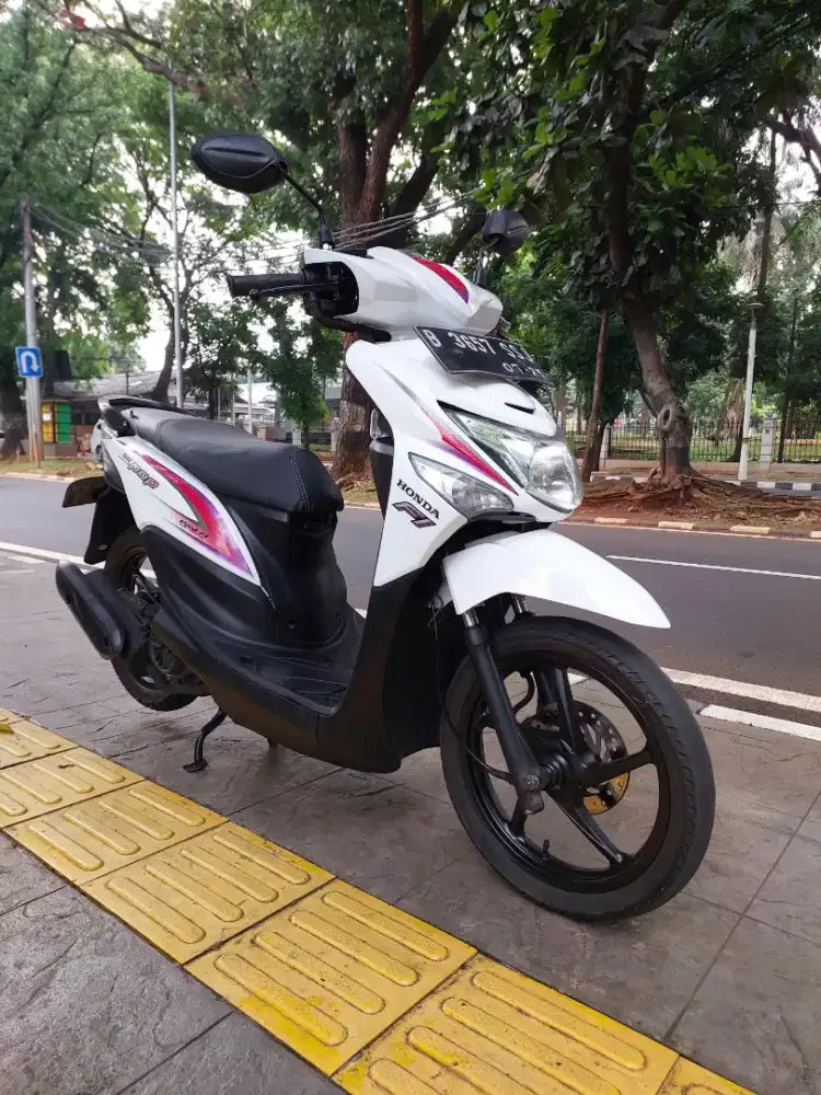DIJUAL CASH HONDA BEAT POP CBS FI THN 2015 PAJAK OFF 1X SIAP PAKAI