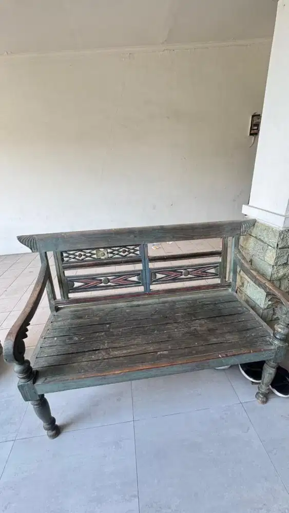 kursi kayu jati lama