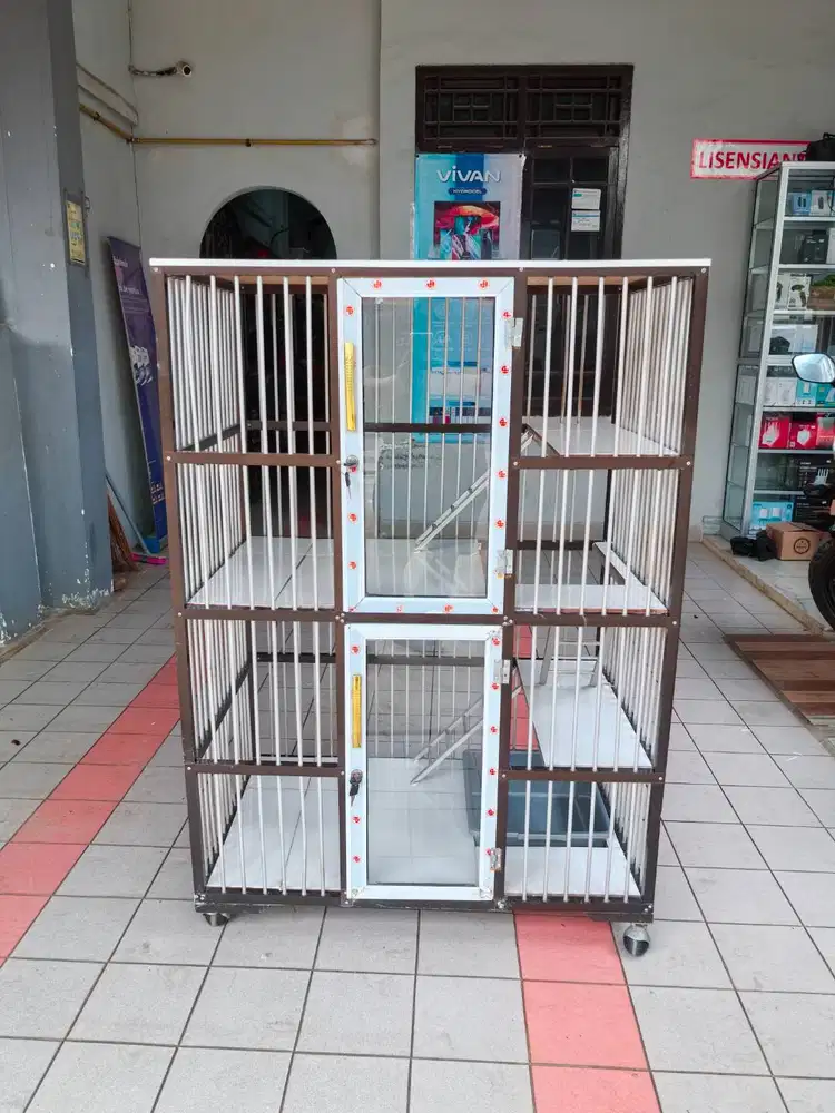 Kandang Kuncing 4 Tingkat Bahan Alumunium Bagus dan Pakai Roda