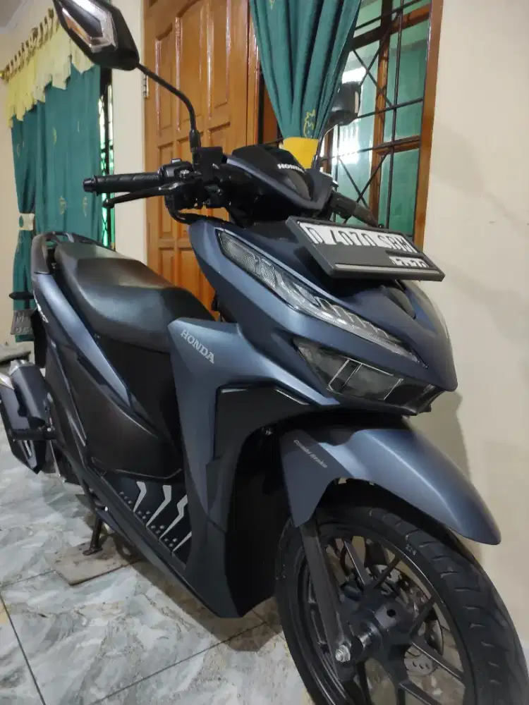 Persis baru low km vario 125 led cbs iss super mulus no minus full ori