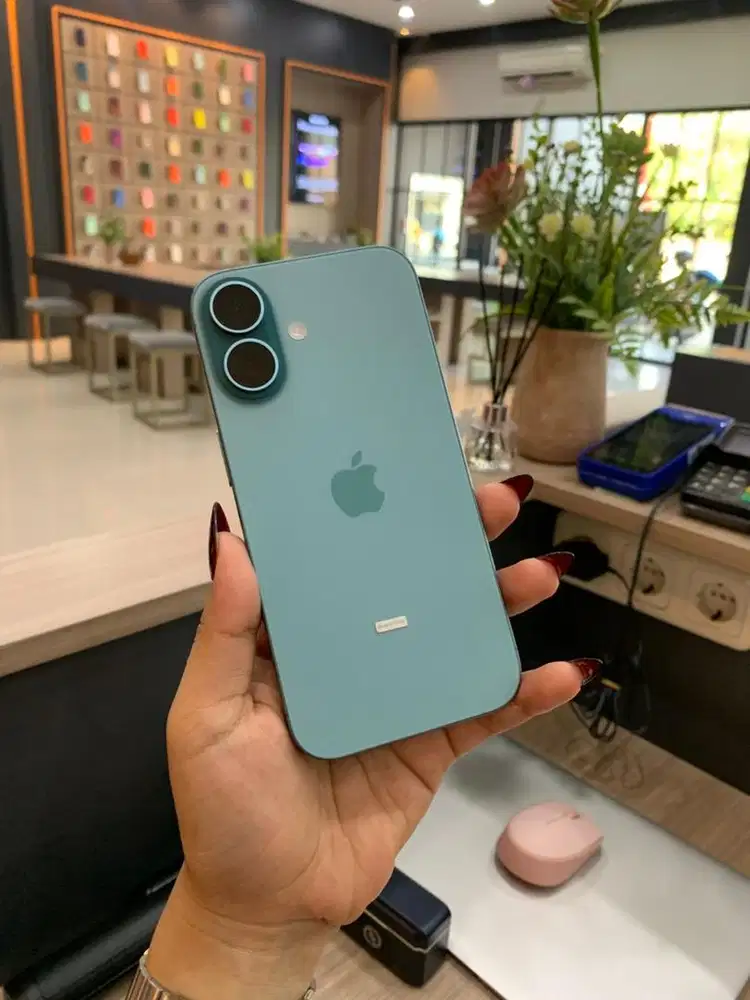 IPHONE 16 128 TEAL 3bulan pemakaian