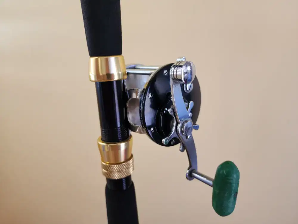 Pancingan Laut Trolling Penn 65 USA + Joran Tuna Strike