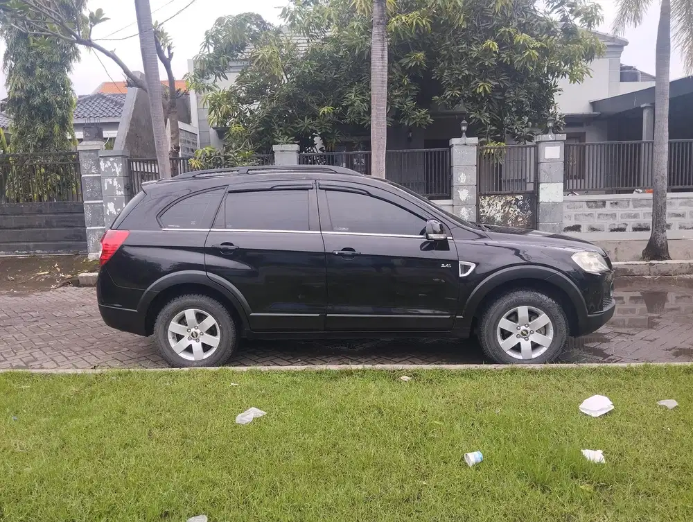 Chevrolet Captiva 2010 Bensin
