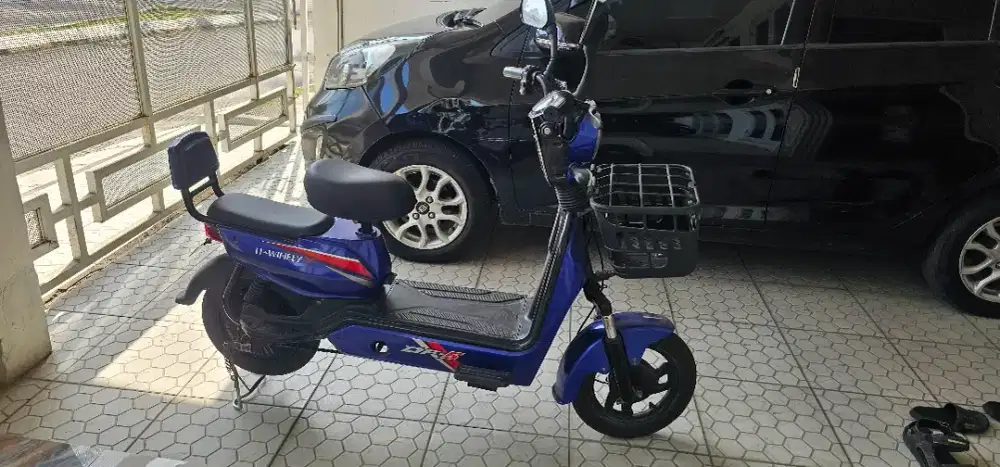 Sepeda Listrik Uwinfly DF5