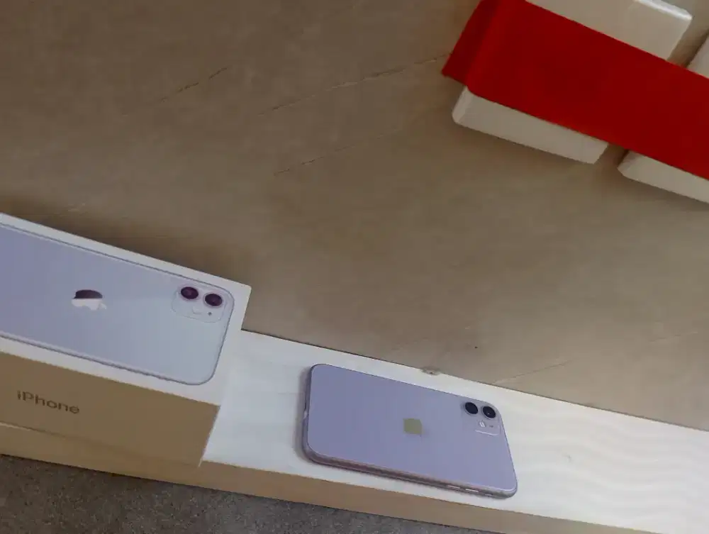 Iphone 11 128gb BH juga 100