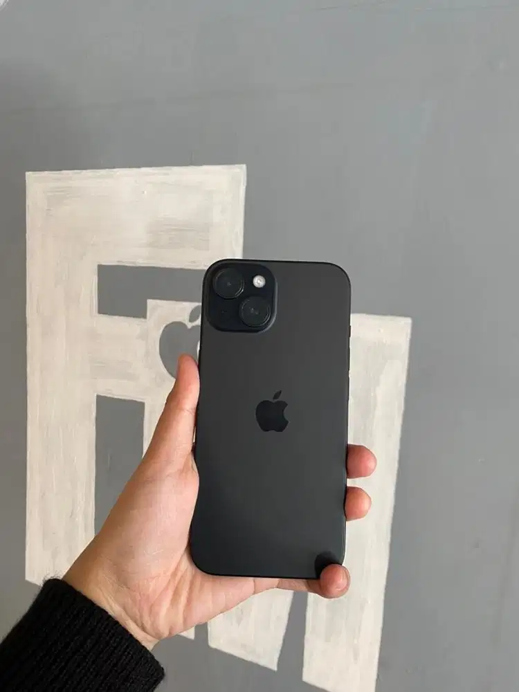 Iphone 15 bliBli garansi s/d 2026
